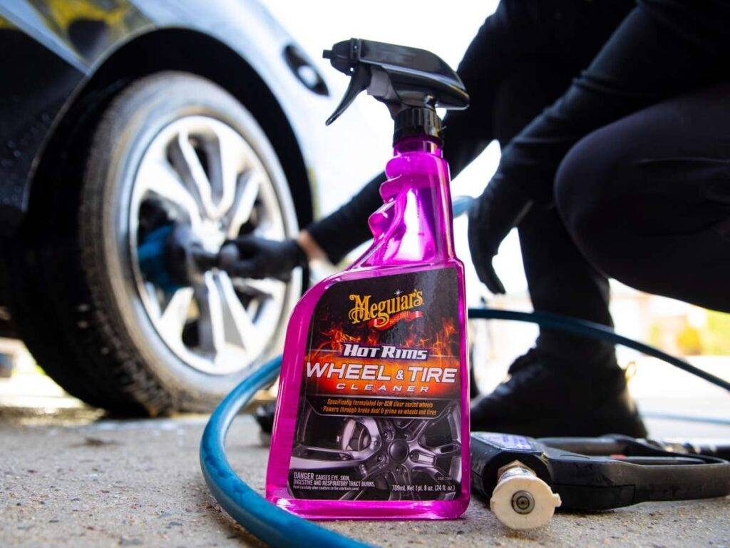 Meguiars-Hot-Rims-Wheel-Tire-Cleaner3