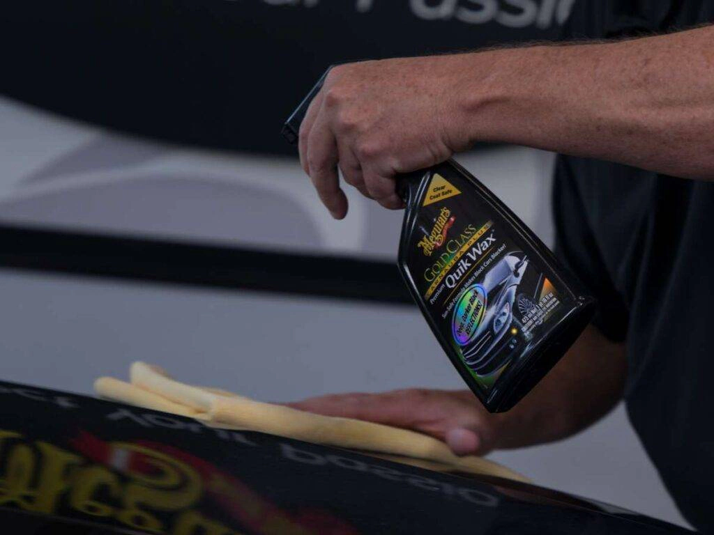 Meguiars-Gold-Class-Carnauba-Plus-Premium-Quik-Wax4