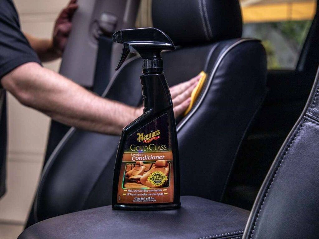 Meguiars-Gold-Class-Leather-Conditioner3