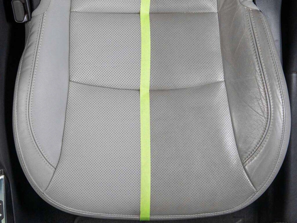 Meguiars-Gold-Class-Leather-Vinyl-Cleaner4