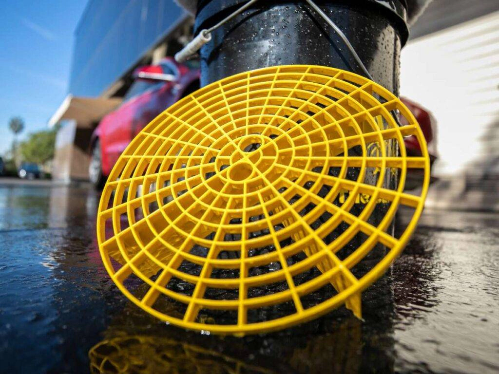 Meguiars-Grit-guard4