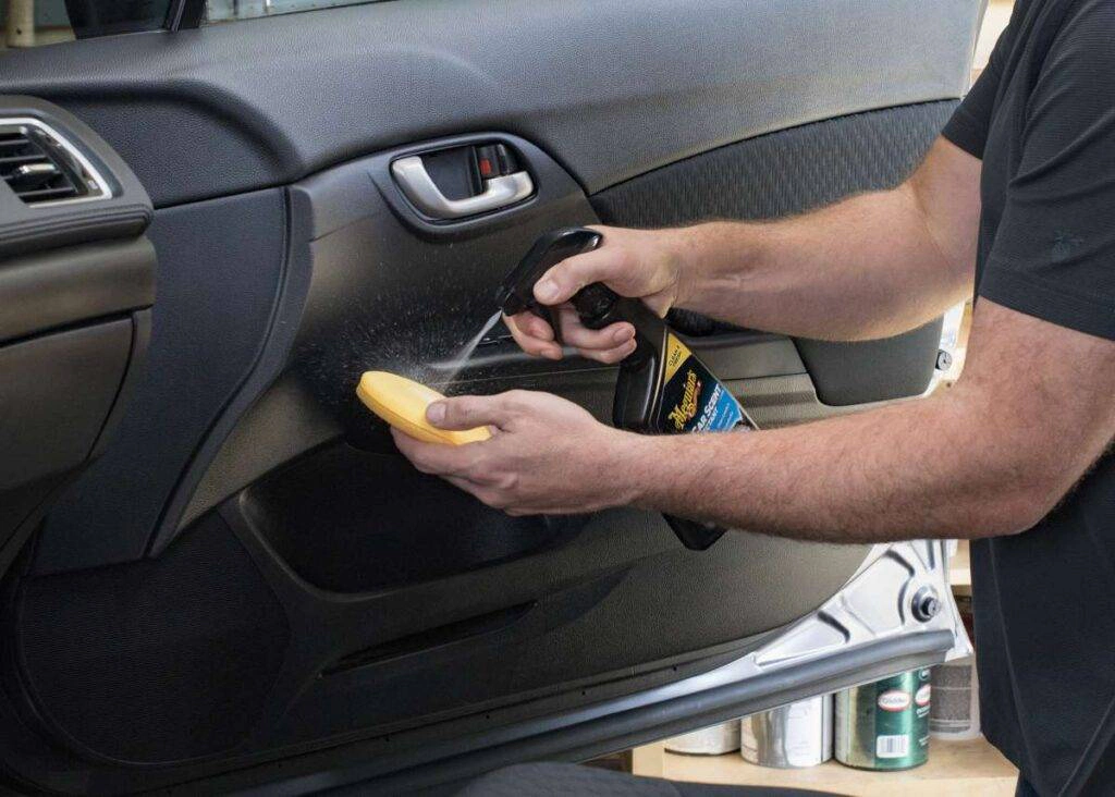 Meguiars-New-Car-Scent-Protectant4