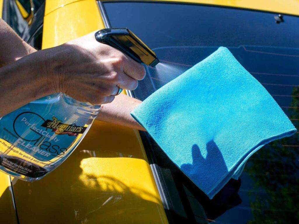Meguiars-Perfect-Clarity-Glass-Cleaner2