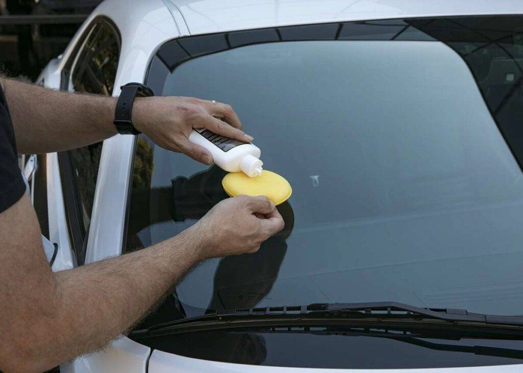 Meguiars-Perfect-Clarity-Glass-Polishing-Compound2