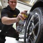 Meguiars-Ultimate-Insane-Tire-Shine4