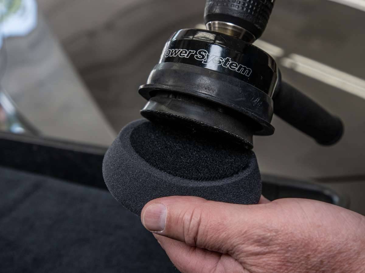 Meguiars-DA-Power-Pads-Waxing3